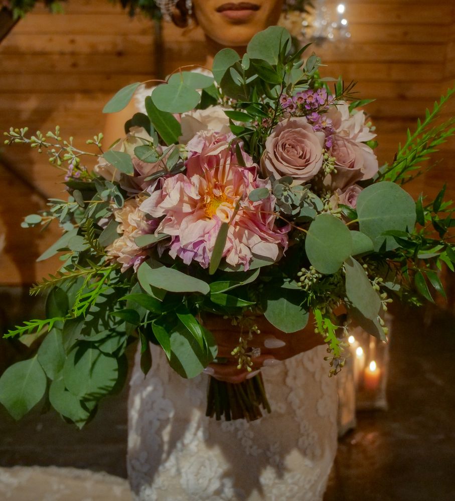 Bouquet of dahlias, roses and eucalyptus